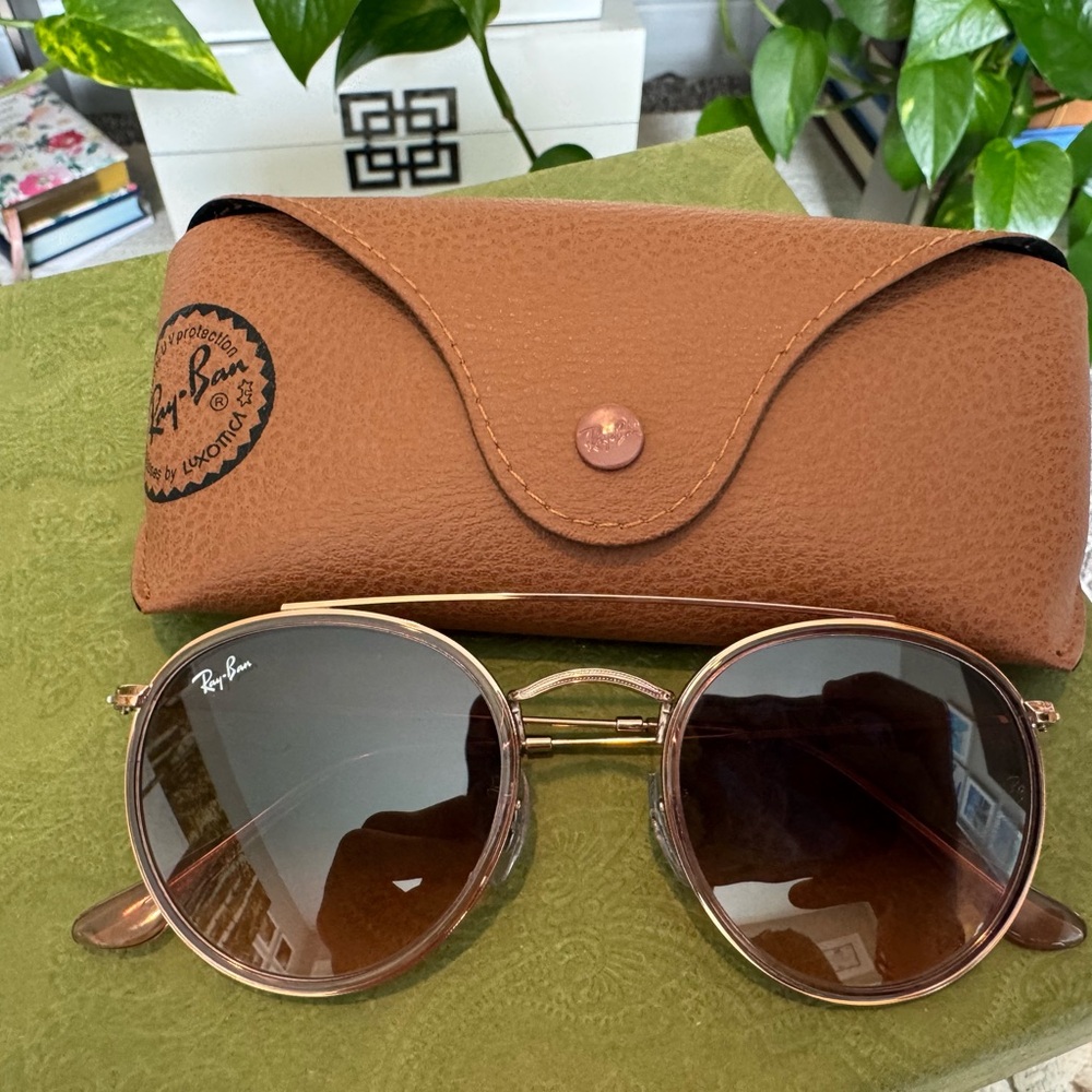 Ray-Ban Brown and Gold Women's Glasses